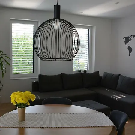 Veronika Apartment